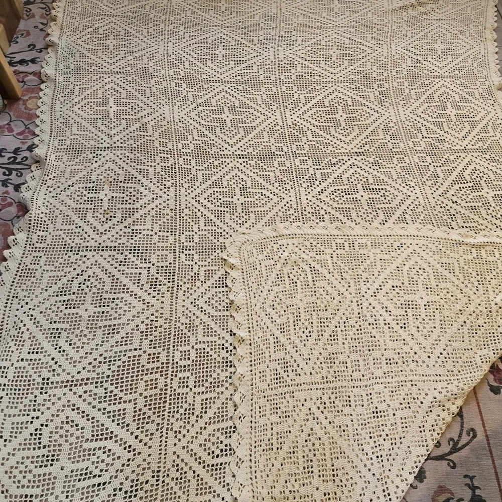 VTG Handmade Crochet Ecru Cotton Bedspread Coverlet Twin XL Bed cover 68x98